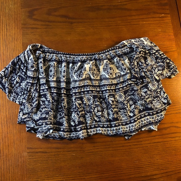 Flirty Blue & White Patterned Crop Top - Picture 1 of 4
